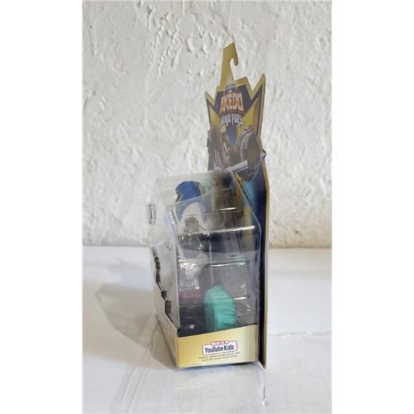 Legends of Akedo Ninja Fury Ninja Bosses Cyber Blade Mini Battling Action Figure - Picture 4 of 8